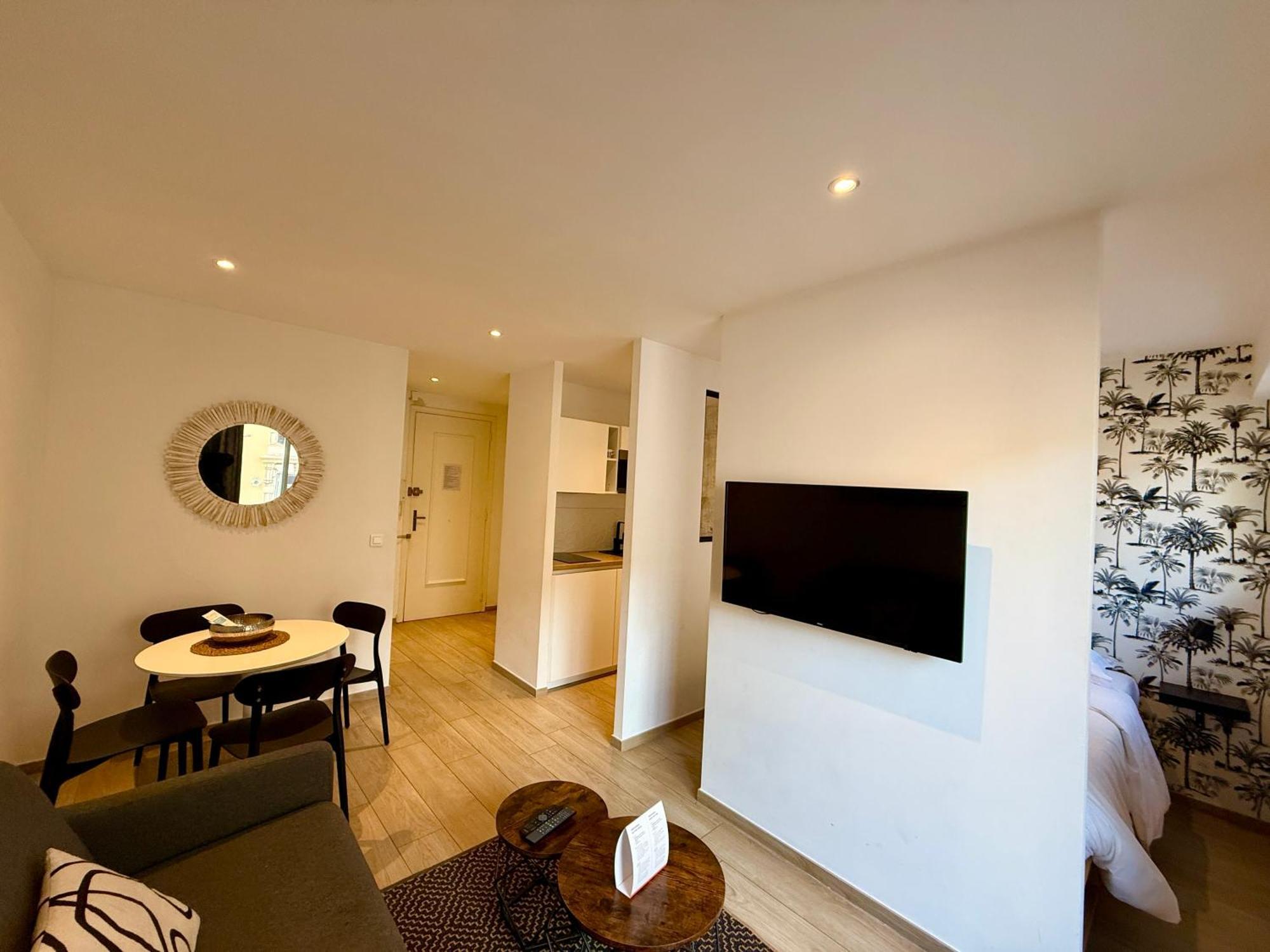 C001-Beau Studio Neuf Situe Au Centre Cannes Bagian luar foto